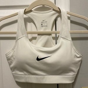 Womens Nike Sports Bra-White